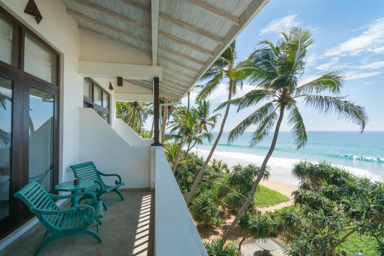 At Ease Beach Hotel Hikkaduwa Extérieur photo