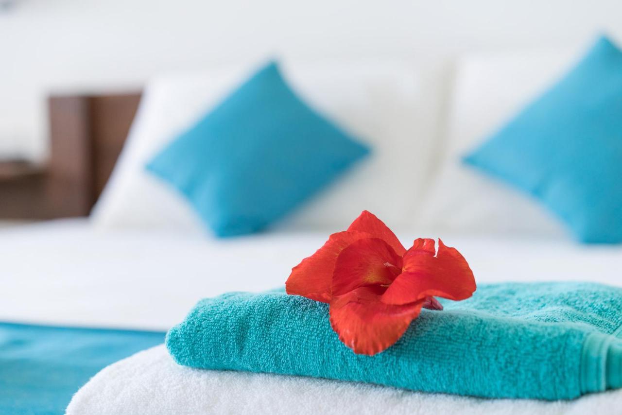 At Ease Beach Hotel Hikkaduwa Extérieur photo