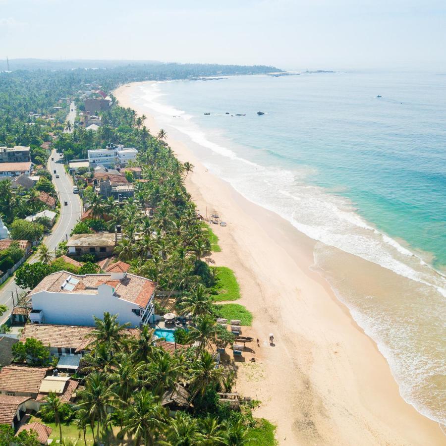 At Ease Beach Hotel Hikkaduwa Extérieur photo